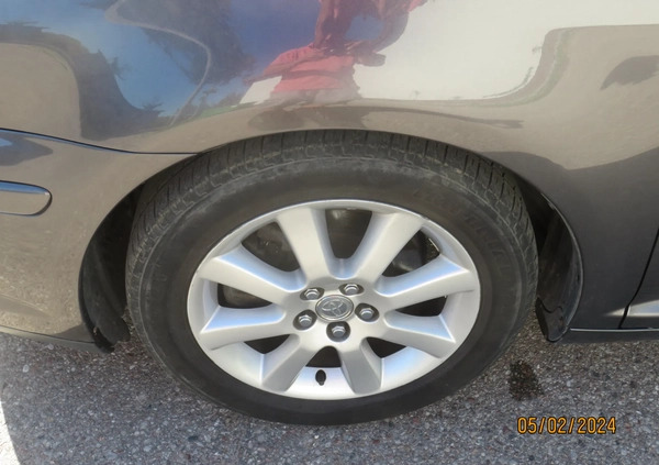 Toyota Avensis cena 17900 przebieg: 279000, rok produkcji 2007 z Żyrardów małe 154